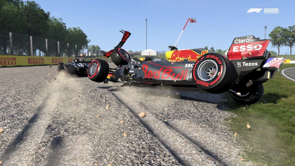 The damage model has been revised in F1 2021. This also has an effect on the driving behaviour.