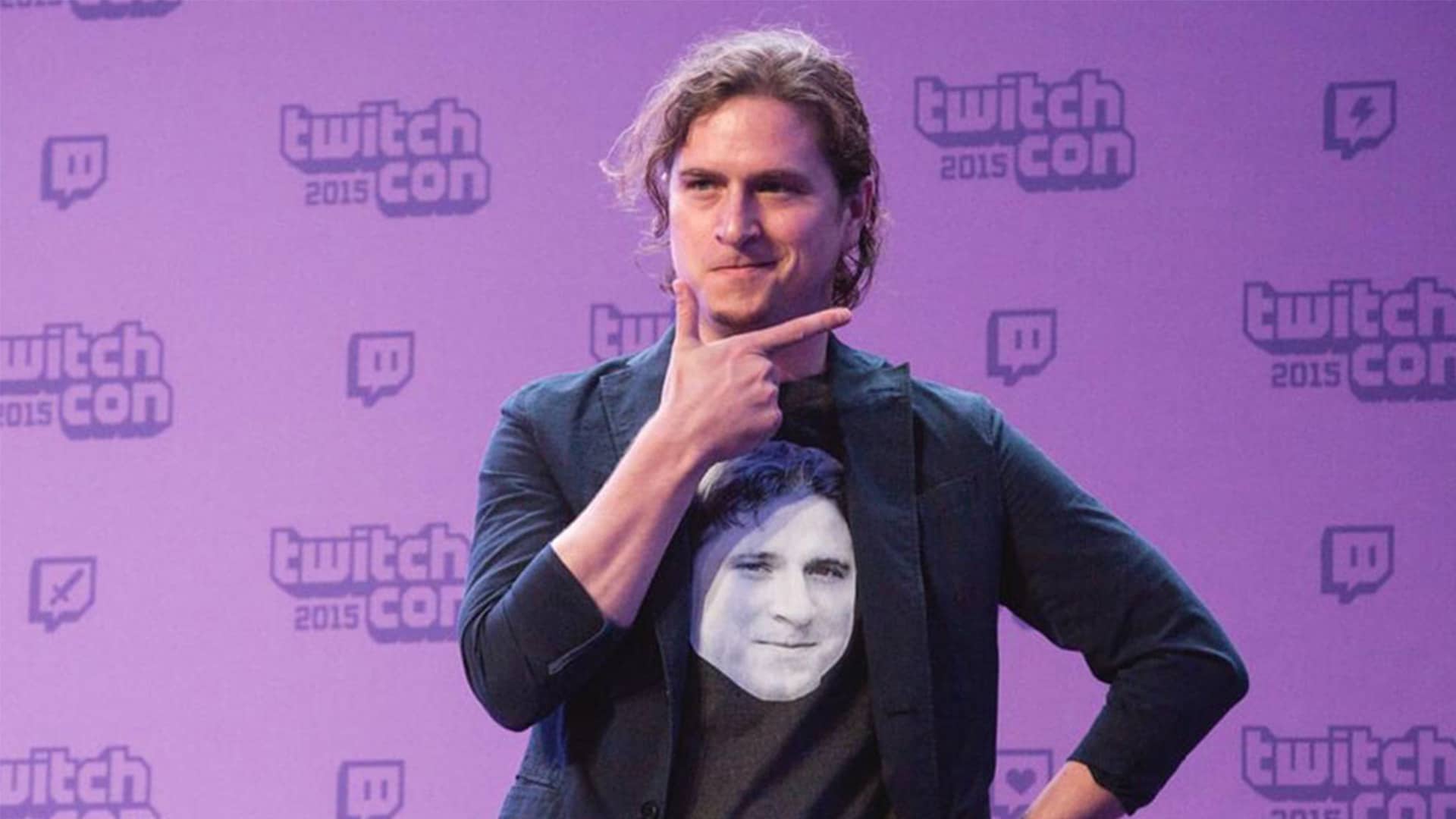 Josh Deseno auf der TwitchCon 2015. | Bildquelle: Twitter @lazythunk