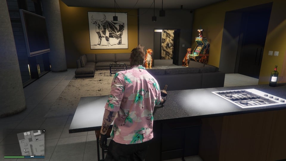 Your living area brings with it the advantage of being able to select the agency as a spawn point. You can also change your clothes at the wardrobe.