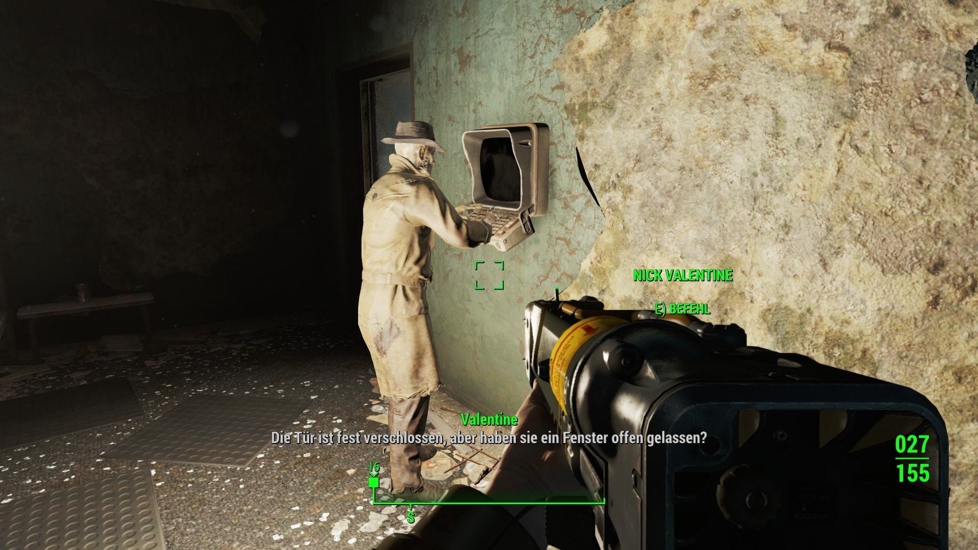 Co łączy Nicka Valentine'a z tajemniczym nieznajomym? W Fallout 4 przynajmniej obaj mają na sobie ten sam prochowiec.