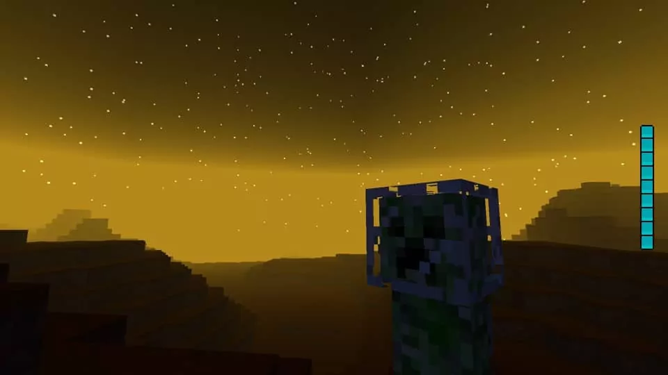 Der sicherheitsbewusste Creeper denkt in Galacticraft an seinen Astronautenhelm.