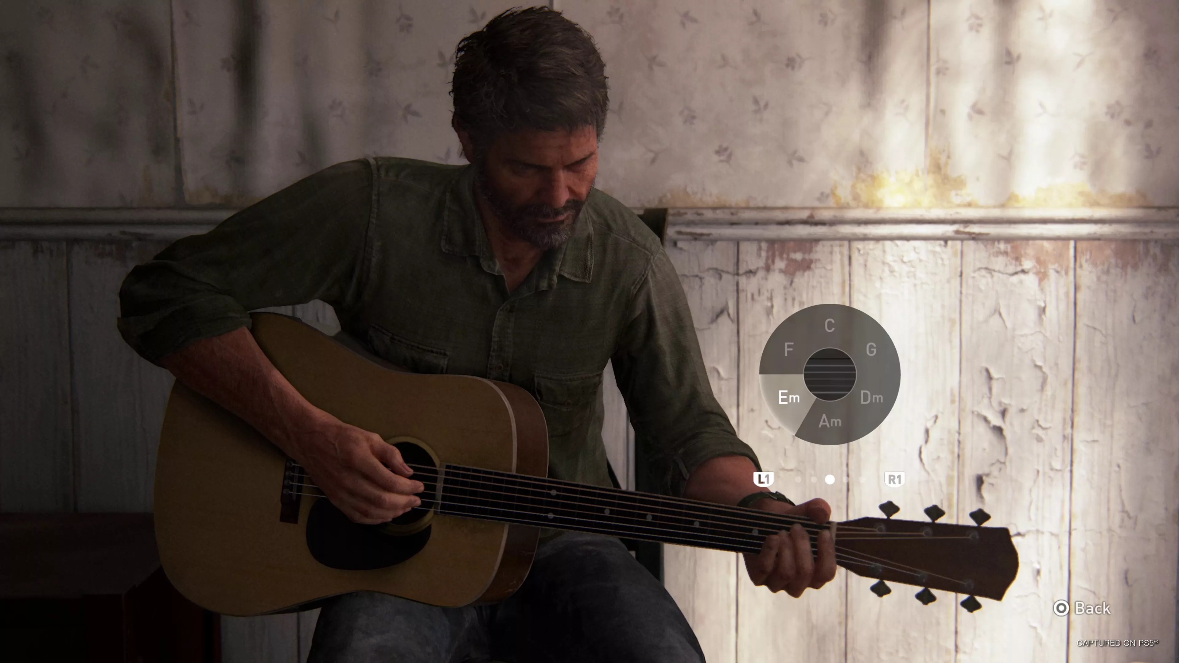 (Whether with Joel, Ellie or other characters: If the mood is right, we can pick up the guitar much more easily now)